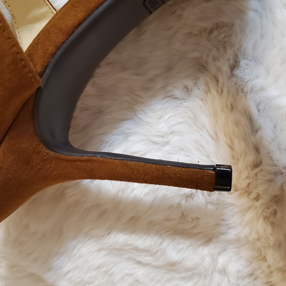 Nine West Tan Slip In Heels. Sz 11M New - Picture 6 of 10